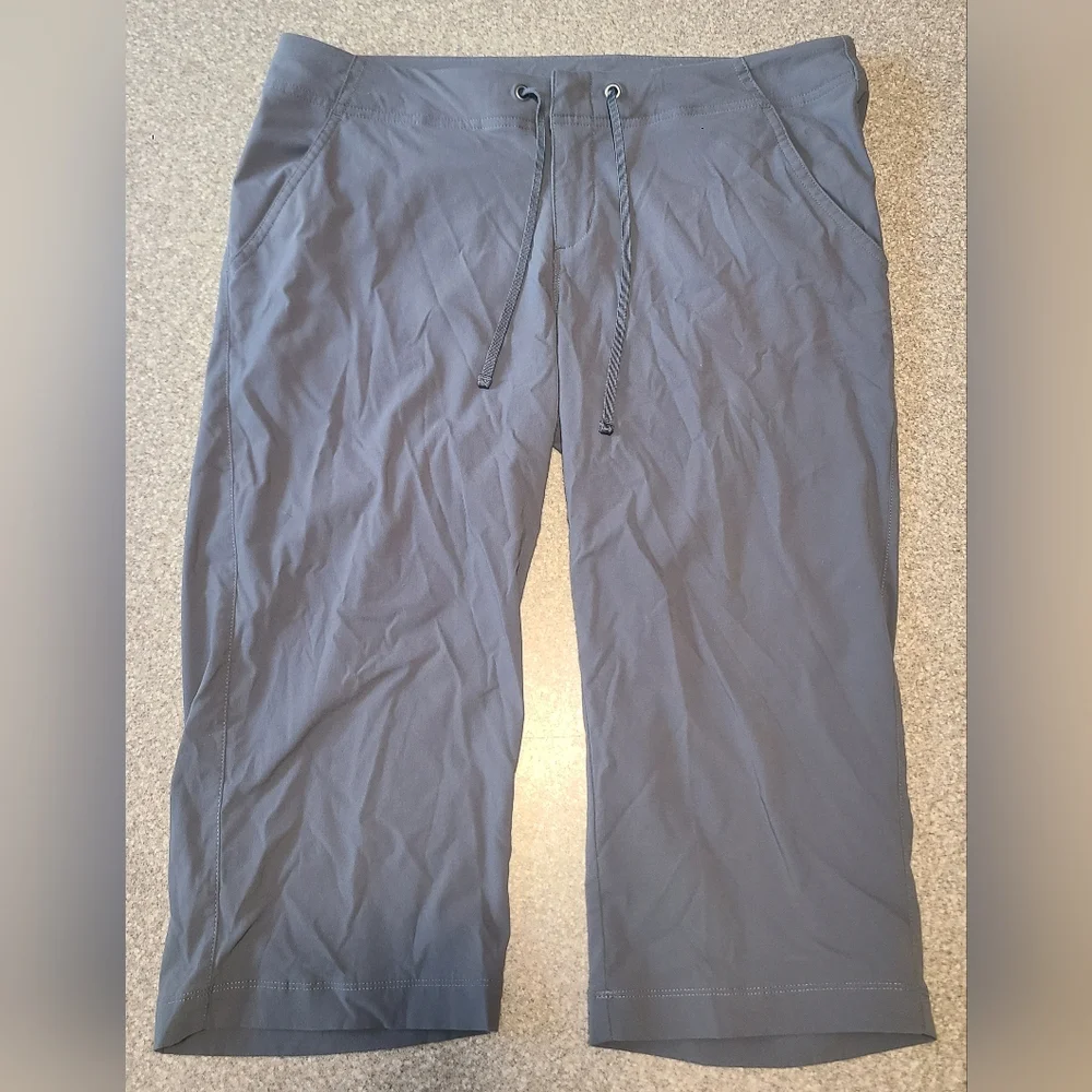 Womens Columbia Capri Size 10 - Picture 1 of 5